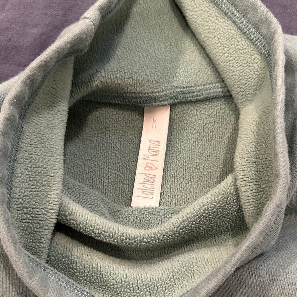 Latched Mama Harbor Snap Nursing Pullover - Seafoam - Medium - Picture 2 of 4